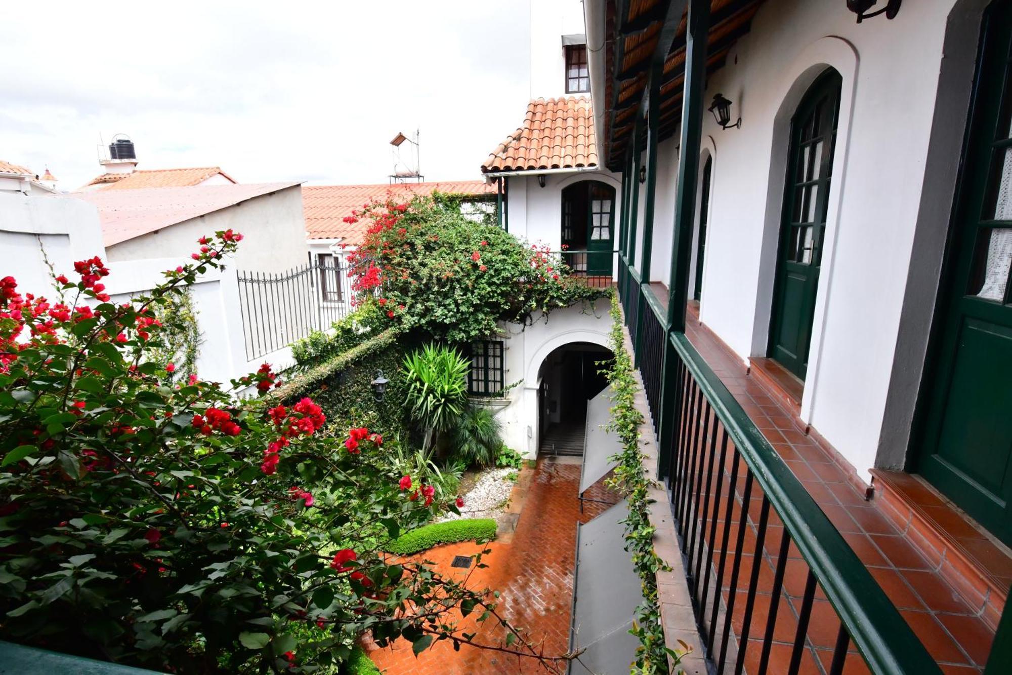 Parador Santa Maria La Real Сукре Экстерьер фото